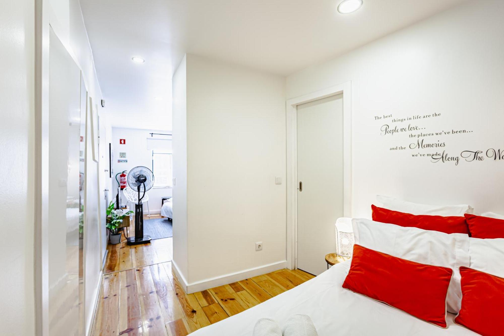 Visit Lisbon4Fun - Alfama Apartamento Exterior foto